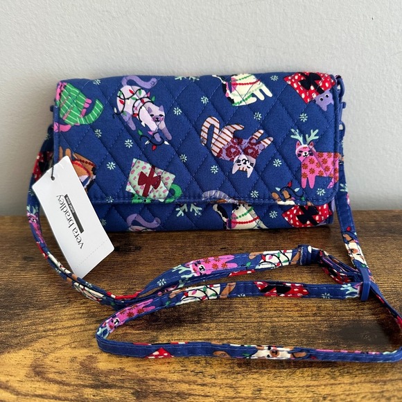 Vera Bradley Handbags - New Vera Bradley Blue Crossbody Wallet Handbag Christmas Cats Sweater Holiday